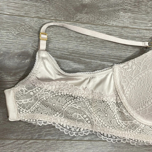 NWOT Aerie Real Power Balconette Paisley Lace Bra 34C - Picture 6 of 15
